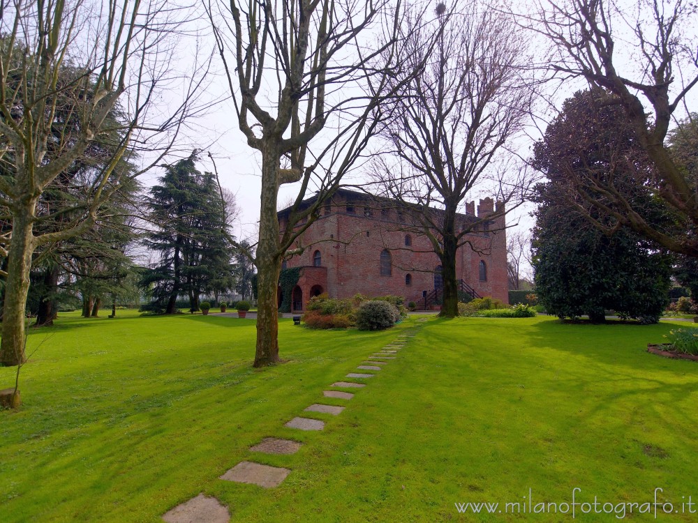 Milano - Castello di Macconago, il secondo castello di Milano, e il suo parco